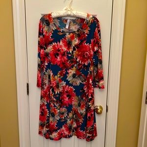 Floral dress with 3/4 length sleeves❤️